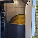 Rentcenter79 בית אירוח *